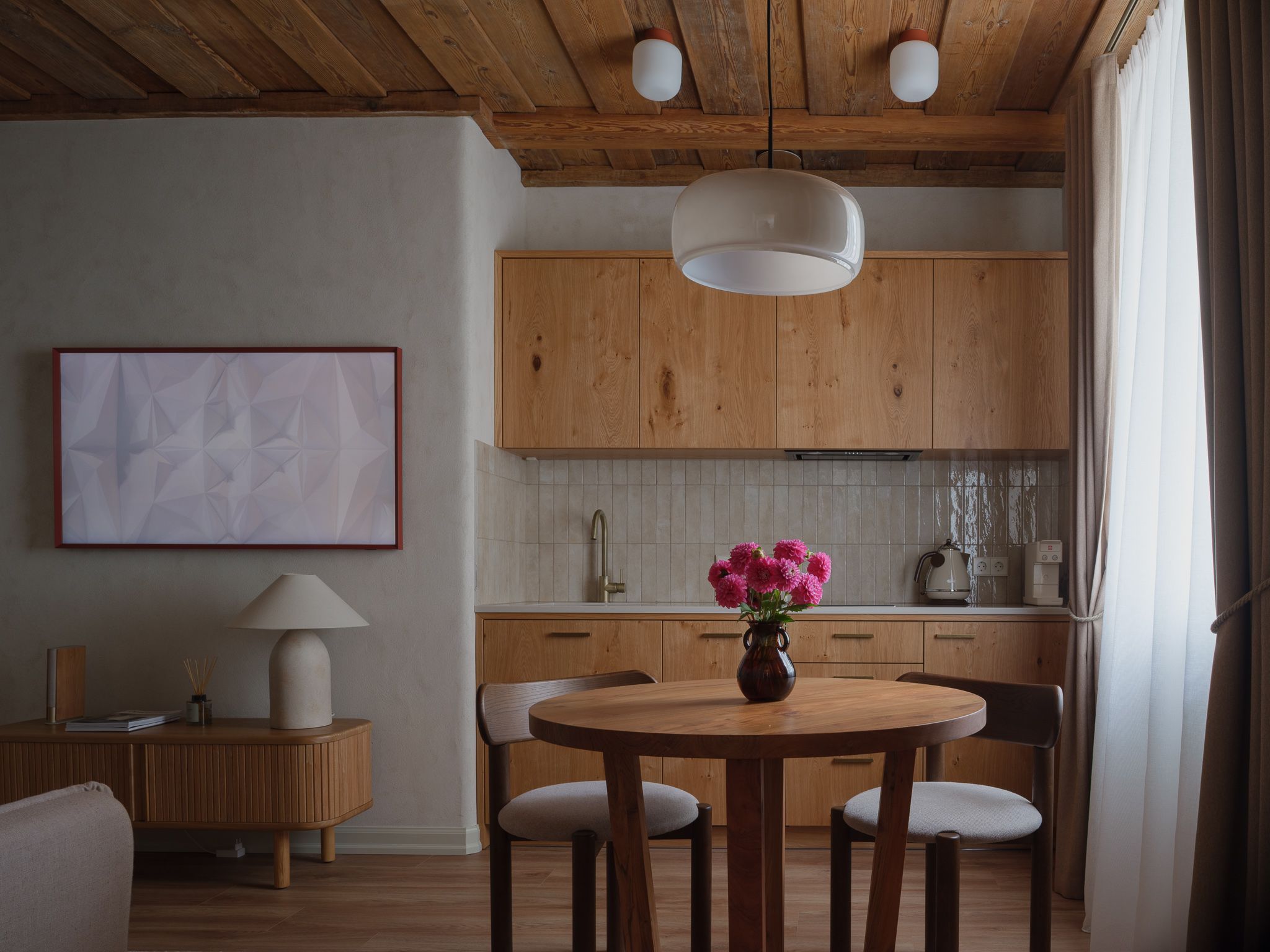 Trešais - Main Image